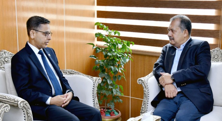 তথ্যমন্ত্রীর সঙ্গে ভারতীয় হাইকমিশনারের সাক্ষাৎ